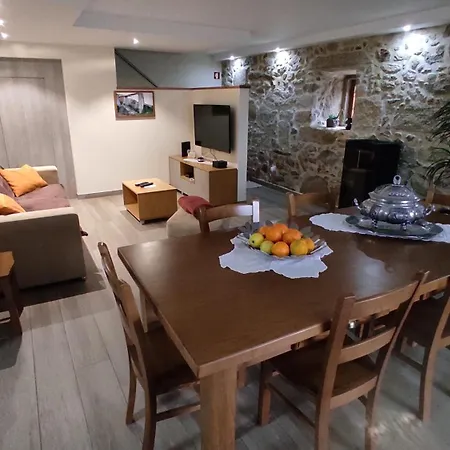 Farm stay Casa Do Caminho - Ossela *