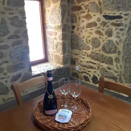 Casa Do Caminho - Ossela Farm stay